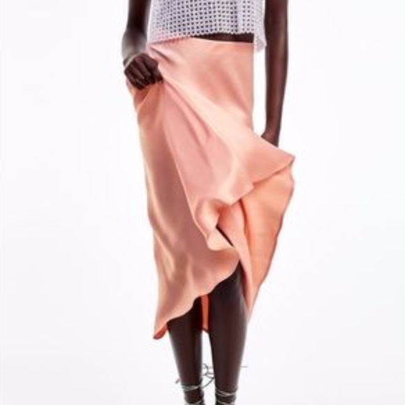 Zara Dresses & Skirts - Zara Peach Satin Skirt